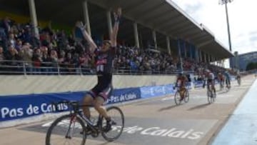 John Degenkolb se impuso con autoridad en el vel&oacute;dromo de Roubaix.