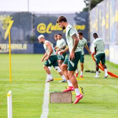 Bojan Kovacevic, operado con éxito de su rodilla derecha