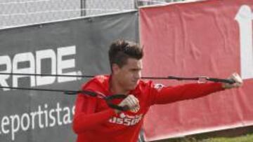 Gim&eacute;nez, durante un entrenamiento.