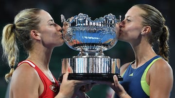 Babos y Mladenovic se llevan el título femenino de dobles