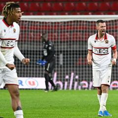 Un gran Gouiri comanda al Niza a la victoria en Rennes