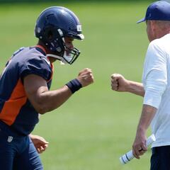 Are NFL players fined if they don’t attend training camp? How much?