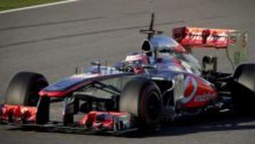 Jenson Button (McLaren) en la primera jornada de entrenamientos en Jerez