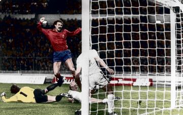 El 25 de marzo de 1981, día que liberaron a Quini de su secuestro, la Selección Española conseguía la primera victoria en suelo inglés ante los anfitriones.Tras esta  victoria, España fue considerada una de las favoritas para el Mundial 82.  