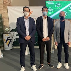 La Federación Valenciana junta a Paco López, Emery y Gracia