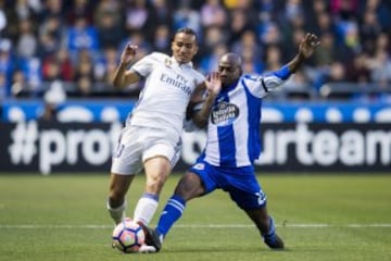 Danilo con Gael Kakuta.