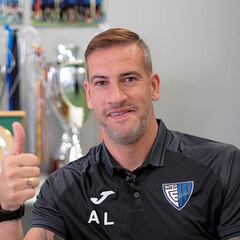 "Ahora voy a la Champions que no pude jugar con el Espanyol"