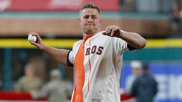 El defensivo estrella de Houston Texans JJ Watt felicit&oacute; al mexicano Jos&eacute; Urquidy por la hist&oacute;rica apertura que tuvo para Astros en la Serie Mundial.