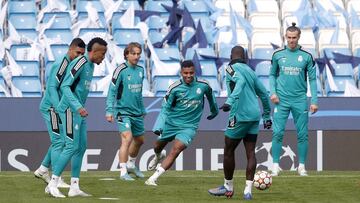 Jugadores del Real Madrid durante un entrenamiento preparatorio de la final de la Champions League frente al Liverpool.