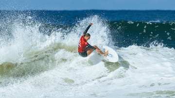 NARRABEEN, NEW SOUTH WALES, AUSTRALIA - MAY 12: Nadia Erostarbe of the Basque Country, Spain surfs in Heat 2 of the Round of 16 at the GWM Sydney Surf Pro on May 12, 2024 at Narrabeen, New South Wales, Australia. (Photo by Cait Miers/World Surf League)
