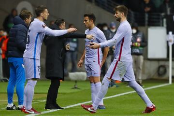 El lesionado Gerard Piqu¨¦ fue sustituido en el minuto 22 por Clement Lenglet.