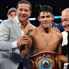 Emanuel Navarrete vs Denys Berinchyk bolsa del combate: ¿cuánto dinero ganan por la pelea?