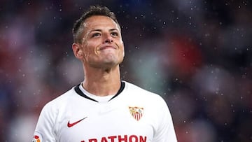 Luego de un par de meses de que Javier Hernández decidió abandonar al Sevilla para llegar a LA Galaxy, su excompañero lamentó su partida del cuadro español.