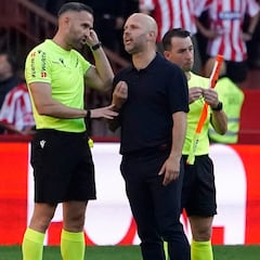 José Alberto: “Que solo metan 8 minutos de descuento ha sido escandaloso”