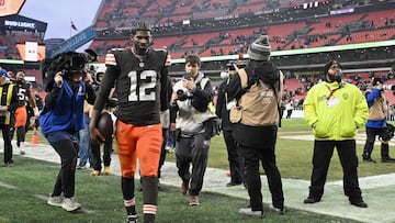 CLEVELAND, OHIO - DECEMBER 28: Shedeur Sanders #12 of the Cleveland Browns reacts after their win against the Pittsburgh Steelers at Huntington Bank Field on December 28, 2025 in Cleveland, Ohio. The Cleveland Browns defeated the Pittsburgh Steelers 13-6. Nick Cammett/Getty Images/AFP (Photo by Nick Cammett / GETTY IMAGES NORTH AMERICA / Getty Images via AFP)