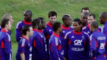 Francia se niega a entrenar por la expulsión de Anelka