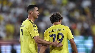 Soccer Football - Saudi Pro League - Al Nassr v Al Riyadh - Al-Awwal Park, Riyadh, Saudi Arabia - September 20, 2025 Al Nassr's Joao Felix celebrates scoring their fourth goal with Cristiano Ronaldo REUTERS/Hamad I Mohammed