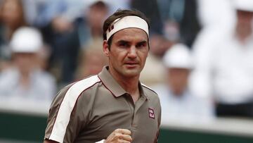Roger Federer cierra el pu&ntilde;o en Roland Garros ante Wawrinka.