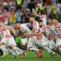 Croacia baila, Brasil llora