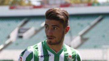 Piccini: "El ascenso me lo dedico a mí, he sufrido mucho"