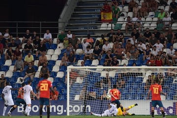 1-1. Marc Roca marcó el gol del empate.