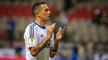 Blas Pérez se retirará con el Deportivo Árabe Unido