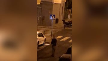 Se hace viral al atacar con una catana a sus vecinos