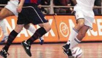 DOMINADORES. Butragueño y Míchel llevaron de cabeza al veterano Fusté y al Barcelona en general.