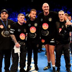 Former boxer compels the "Gypsy King" to hang up his gloves