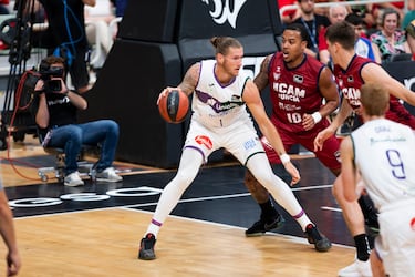 El Unicaja, preparado ante la posible marcha de Osetkowski