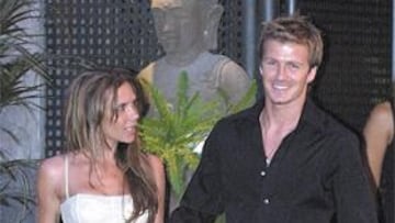 <b>FELICES EN MADRID. </b>David Beckham llegó acompañado por su esposa Victoria Adams.