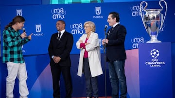 MADRID, SPAIN - MAY 11: Mayor of Madrid, Manuela Carmena, recives the UEFA Champions League trophy at the City Hall on May 11, 2019 in Madrid, Spain. (Photo by Pablo Cuadra/Getty Images)