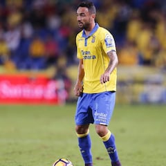 Momo renueva por una temporada con Las Palmas