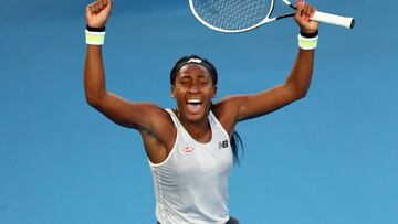 Coco Gauff celebra su victoria ante Naomi Osaka en el Open de Australia 2020.