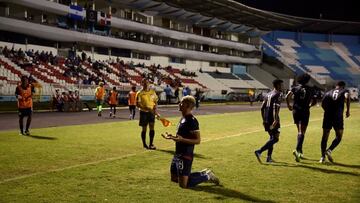 El Salvador sufre la eliminación a costa de Dominicana en un partido que tuvo de todo desde el Estadio Nacional de Tegucigalpa por los Octavos de Final del Premundial Sub 20.