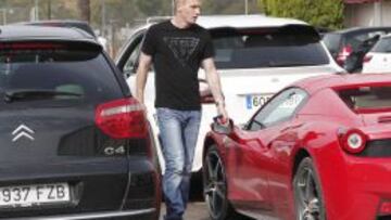 EVOLUCIONA BIEN. Mathieu quiere olvidar sus problemas físicos.