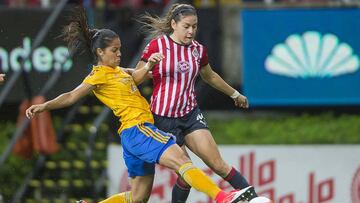 Después de haber empatado en el partido de ida, Tigres y Chivas se juegan el último boleto a la final en el Estadio Universitario a las 20:00 horas.