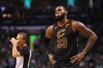 LeBron James batalla para llegar a su octava NBA Finals de forma consecutiva: no ha faltado desde 2011. 