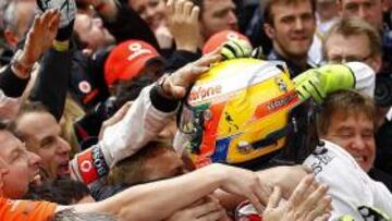 Hamilton: "Volvemos a estar en la lucha por el Mundial"