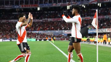 El colombiano anotó triplete en la victoria sobre Tigre.
