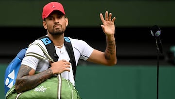 Nick Kyrgios con su gorra roja.