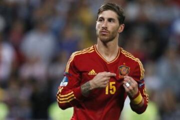 Ramos cambió su dorsal '4' en la selección por el '15' en homenaje a su amigo Antonio Puerta, con quien coincidió en el Sevilla.