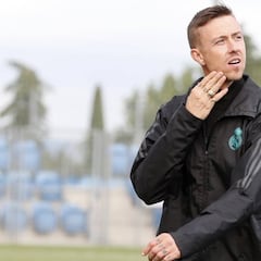 El Besiktas contacta con Guti para reforzar su cuerpo técnico