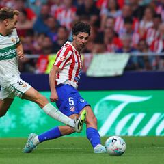 Johnny Cardoso cumple, pero enciende las alarmas en un Atlético de Madrid sin idea