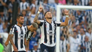 Monterrey's Argentine midfielder #29 Lucas Ocampos celebrates after scoring his team's third goal during the Liga MX Apertura football tournament match between Monterrey and Mazatlan at the BBVA Stadium in Monterrey, Nuevo Leon state, Mexico on August 17, 2025. (Photo by Julio Cesar AGUILAR / AFP)