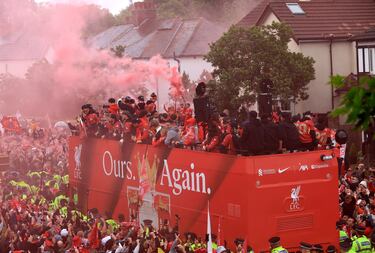 La ciudad de Liverpool volcada con el conjunto Red tras conseguir el vigésimo titulo de liga de su historia.