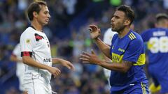 BUENOS AIRES, ARGENTINA - NOVEMBER 30: Eduardo Salvio of Boca Juniors reacts after missing a chance to score during a match between Boca Juniors and Newell&#039;s Old Boys as part of Torneo Liga Profesional 2021 at Estadio Alberto J. Armando on November 30, 2021 in Buenos Aires, Argentina. (Photo by Daniel Jayo/Getty Images)