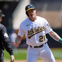 Why can’t Oakland hang onto a professional sports franchise?