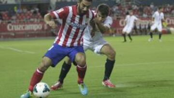 Arda Turan, durante el partido frente al Sevilla.