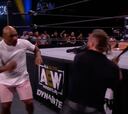 Tyson y su show en una pelea masiva de AEW: ¡dejó KO a su rival con un solo golpe!